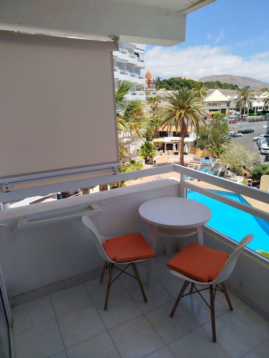 Lejlighed til salg i Costa Adeje med swimmingpool garage - € 230.000 (Ref: 9108312)