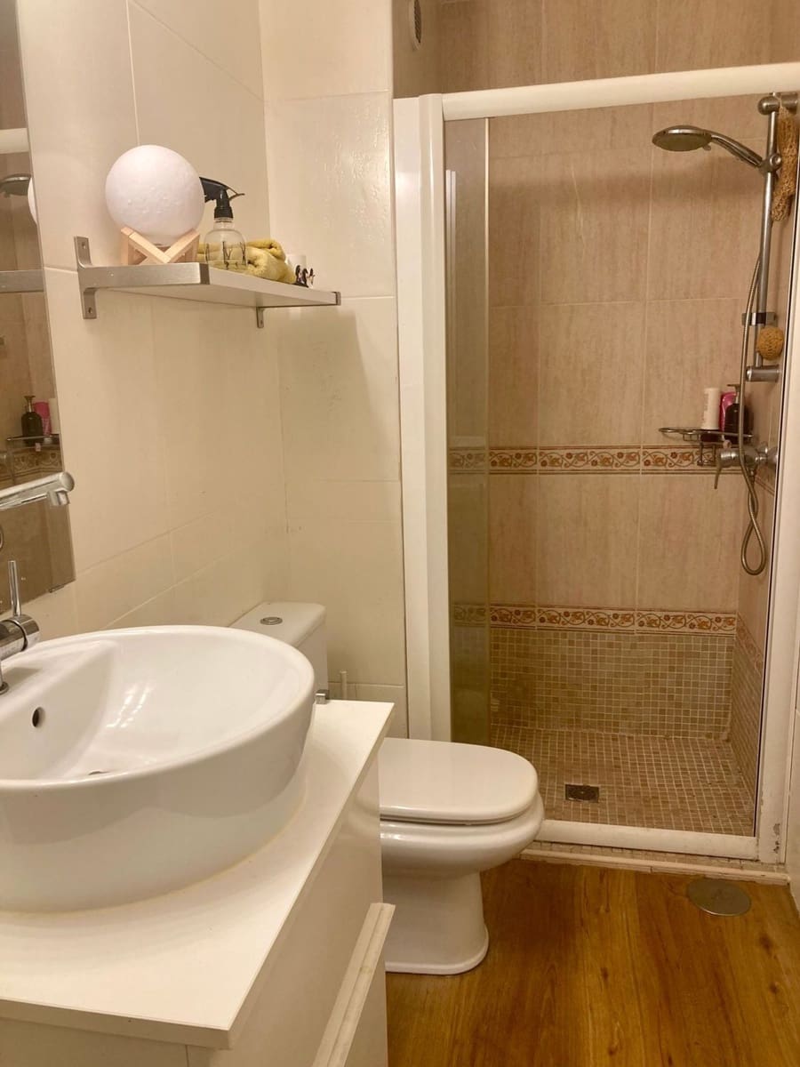 2 soverom Leilighet til salgs i Adeje med svømmebasseng garasje - € 380 000 (Ref: 9142527)