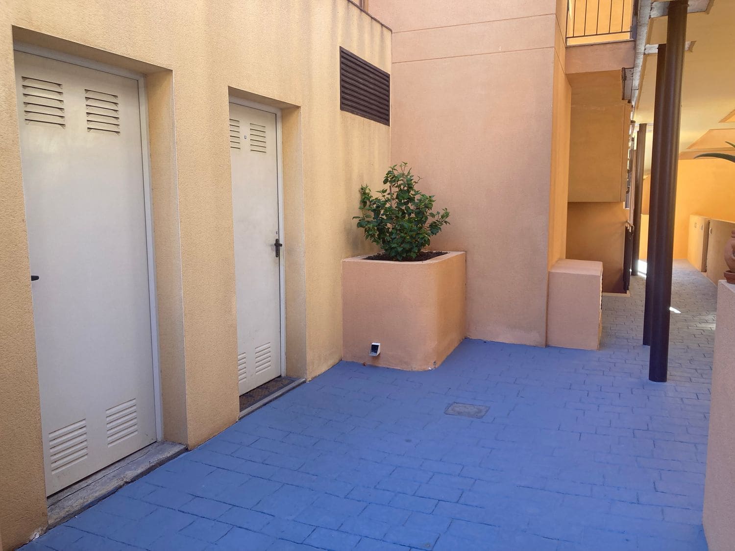 2 soverom Leilighet til salgs i Adeje med svømmebasseng garasje - € 380 000 (Ref: 9142527)