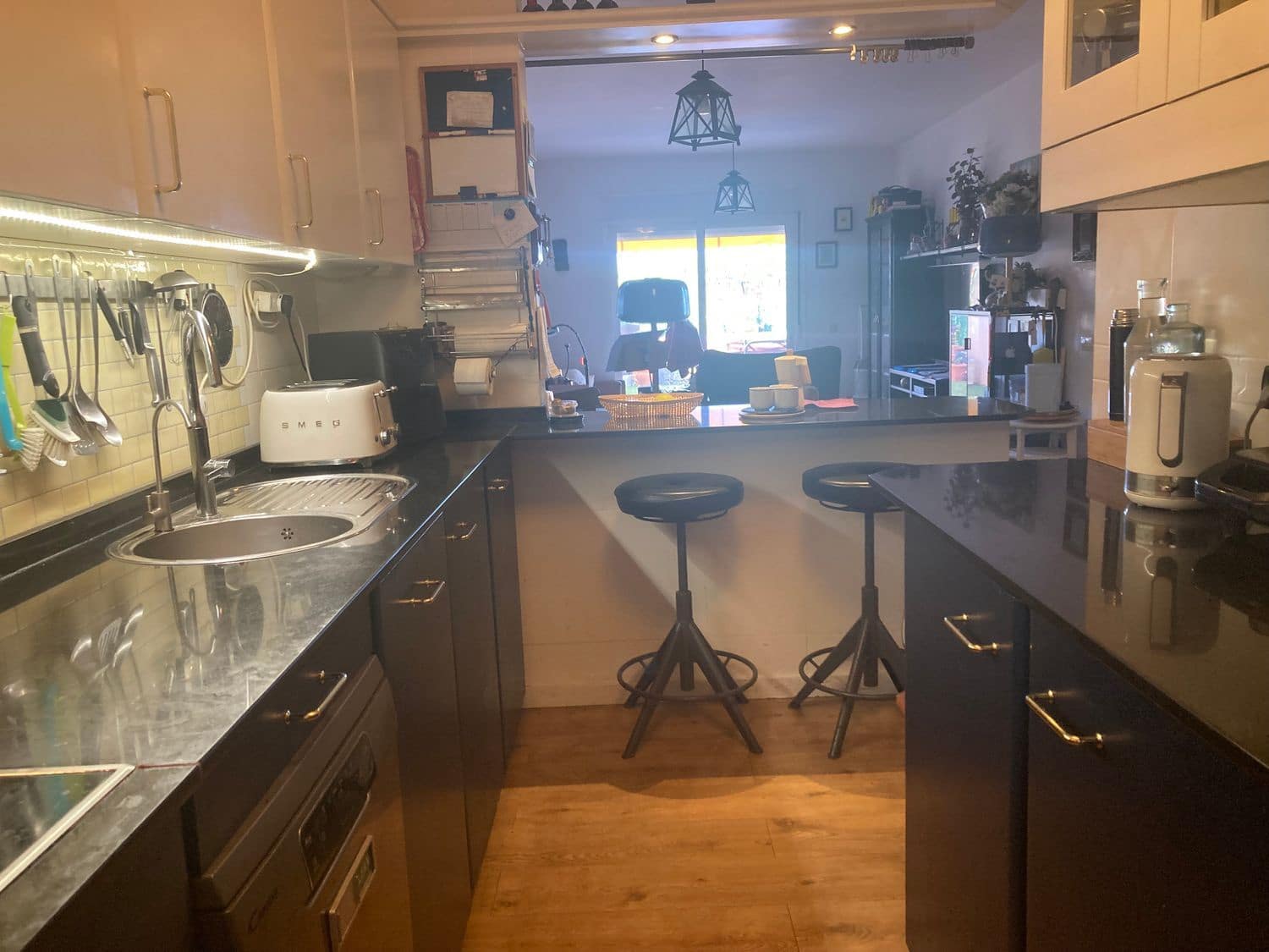 2 soverom Leilighet til salgs i Adeje med svømmebasseng garasje - € 380 000 (Ref: 9142527)