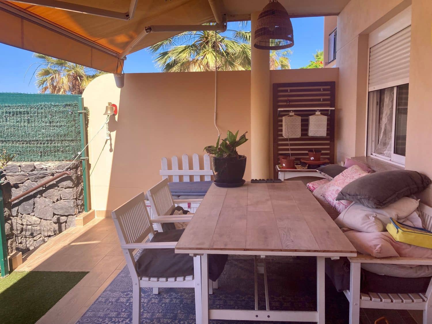 2 soverom Leilighet til salgs i Adeje med svømmebasseng garasje - € 380 000 (Ref: 9142527)