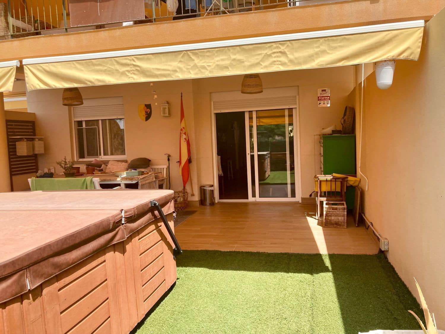 2 soverom Leilighet til salgs i Adeje med svømmebasseng garasje - € 380 000 (Ref: 9142527)