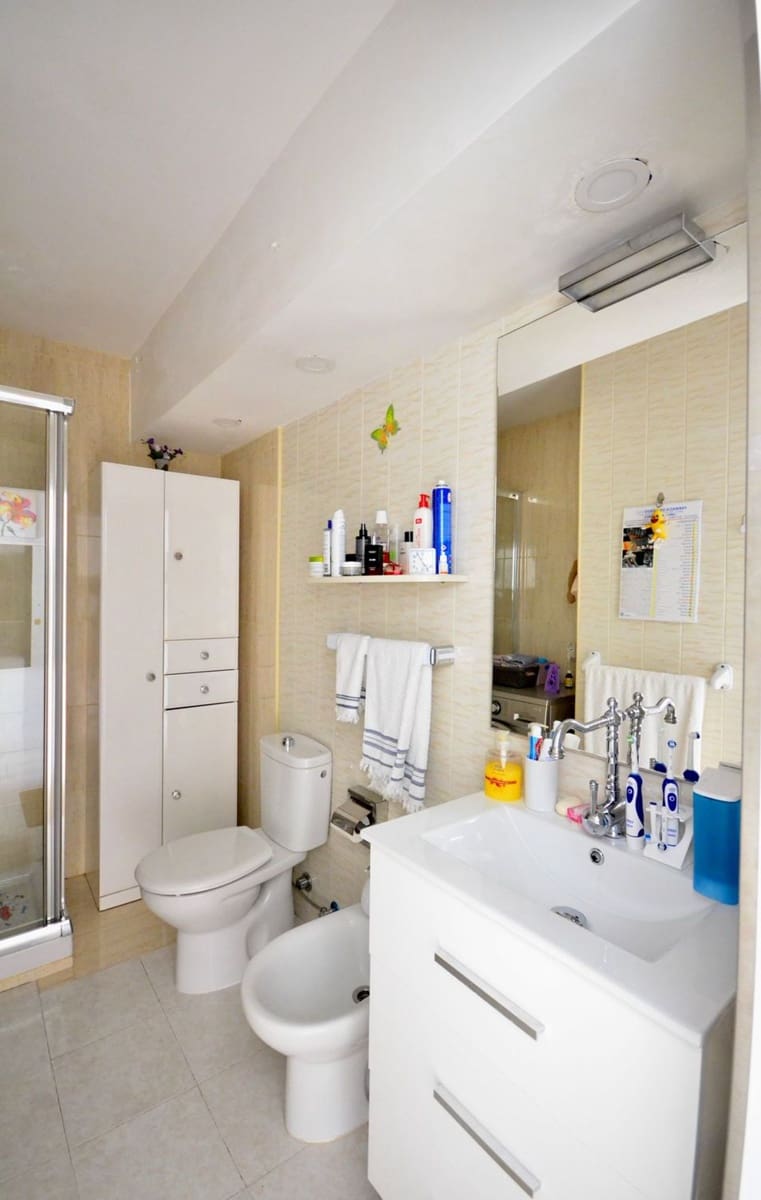 2 sovrum Lägenhet till salu i Costa Adeje med pool garage - 290 000 € (Ref: 9160734)