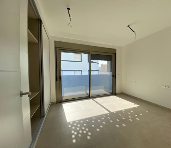 3 soveværelse Lejlighed til salg i Uruguay, Santa Cruz de Tenerife med swimmingpool garage - € 626.772 (Ref: 9167214)