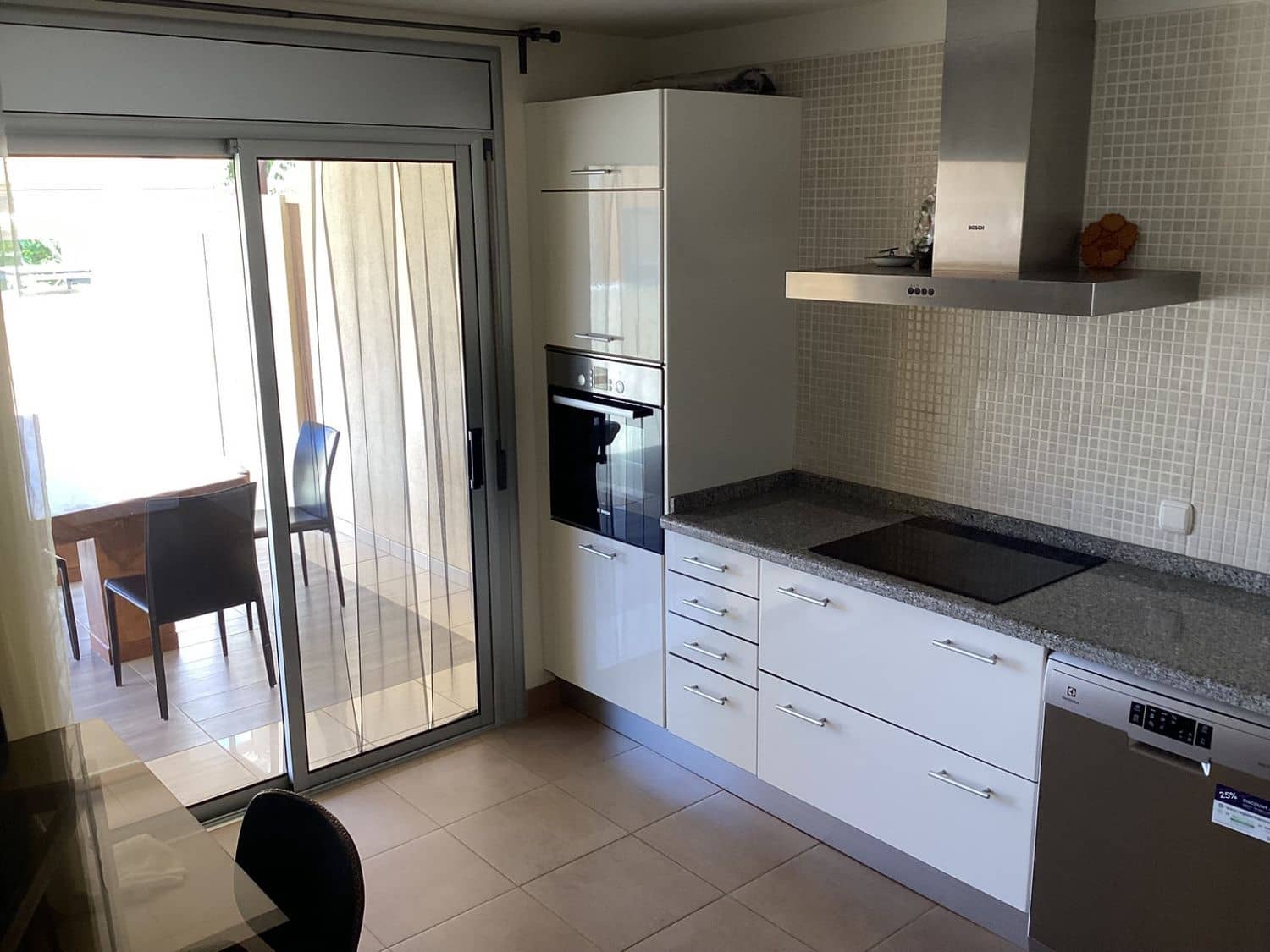 3 soveværelse Byhus til salg i Puerto Santiago med swimmingpool garage - € 570.000 (Ref: 9169331)