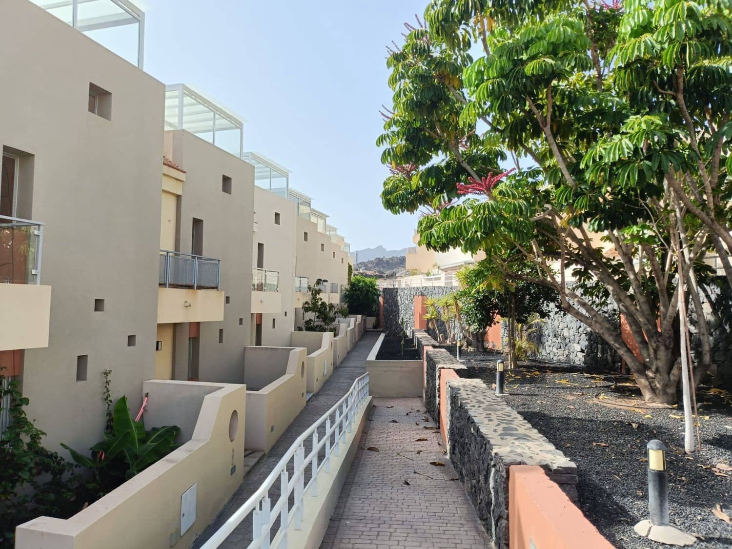 3 soveværelse Byhus til salg i Puerto Santiago med swimmingpool garage - € 570.000 (Ref: 9169331)