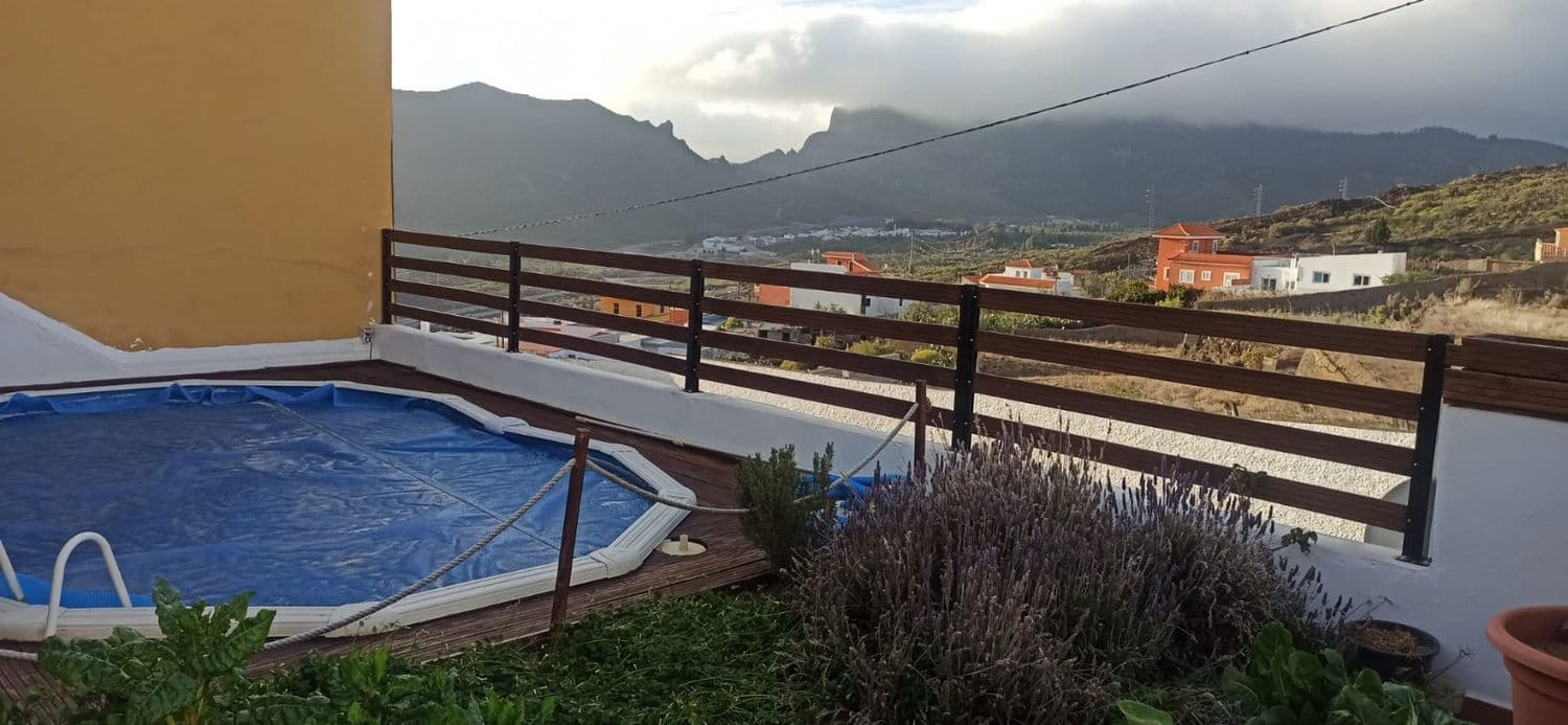 3 soverom Hus til salgs i Santiago del Teide med svømmebasseng garasje - € 350 000 (Ref: 9173154)