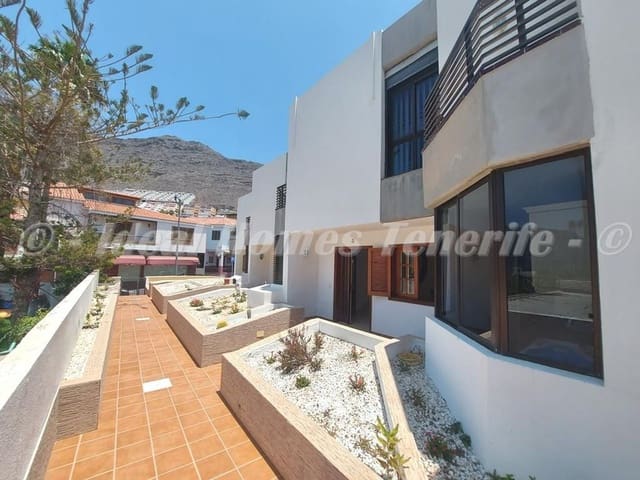 3 slaapkamer Huis te koop in Los Gigantes, Santiago del Teide met zwembad garage - € 545.000 (Ref: 9248499)