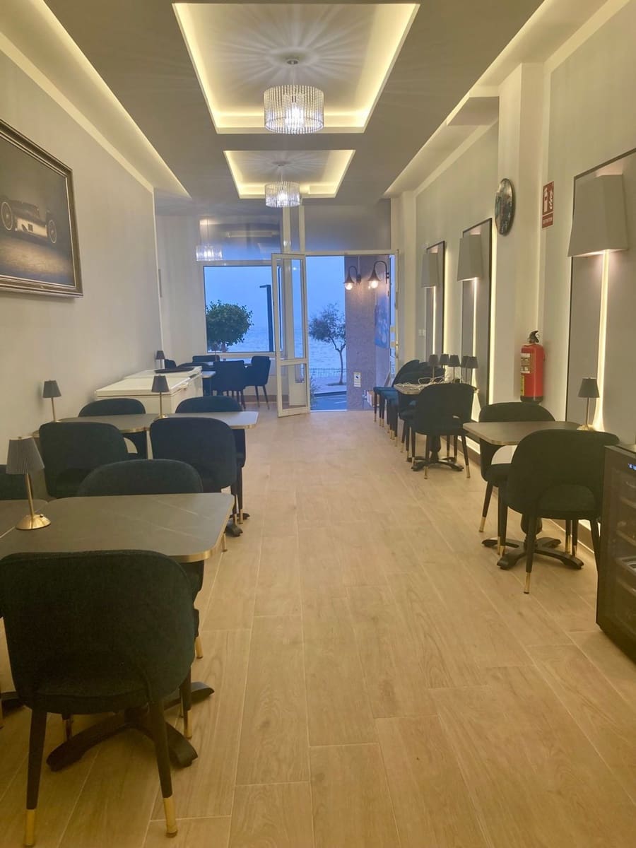 Restaurant/Bar til leje i Playa San Juan - € 1.200 (Ref: 9251744)