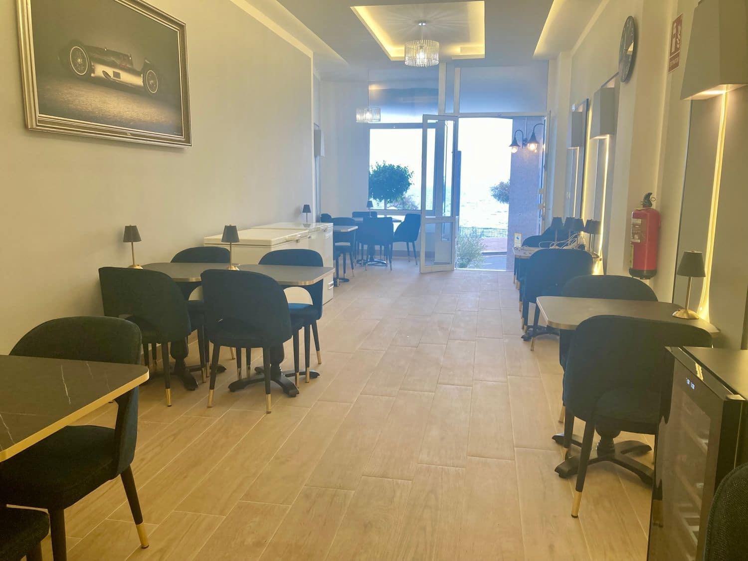 Restaurant/Bar til leje i Playa San Juan - € 1.200 (Ref: 9251744)