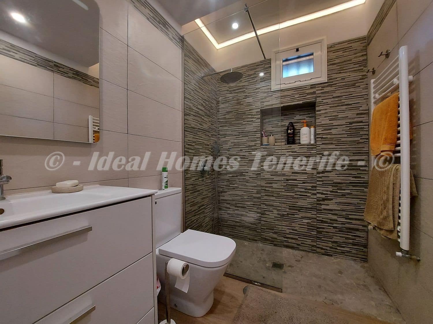 2 soveværelse Finca/Landehus til salg i El Tanque med garage - € 350.000 (Ref: 9251745)