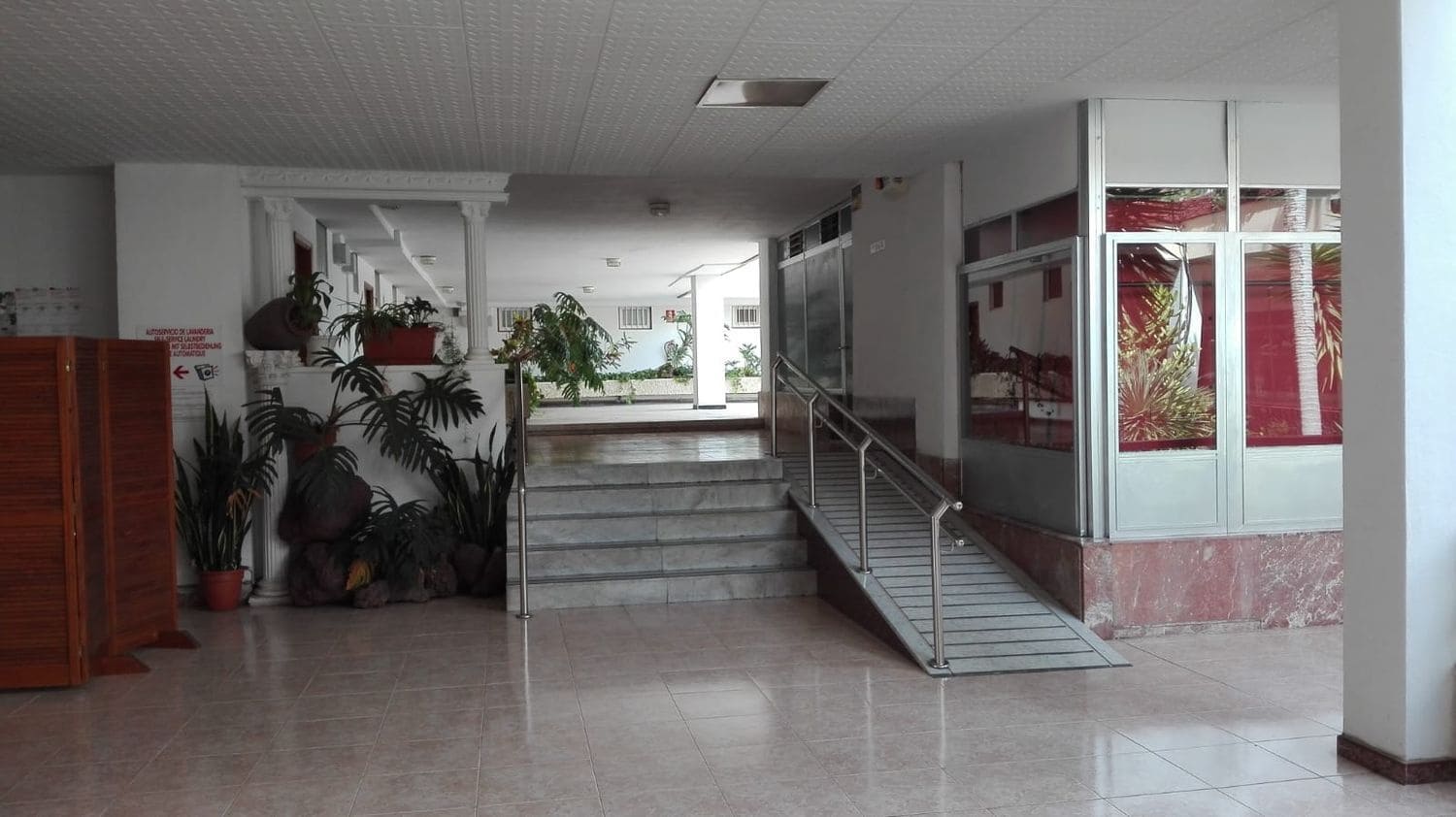 Lejlighed til salg i Playa de las Americas med garage - € 275.000 (Ref: 9322469)