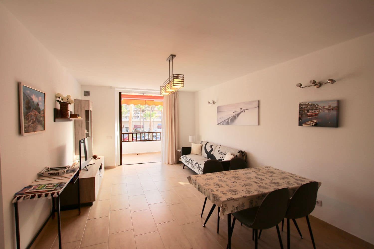 2 bedroom Apartment for rent in Playa de las Americas with pool garage - € 2,700 (Ref: 9371248)