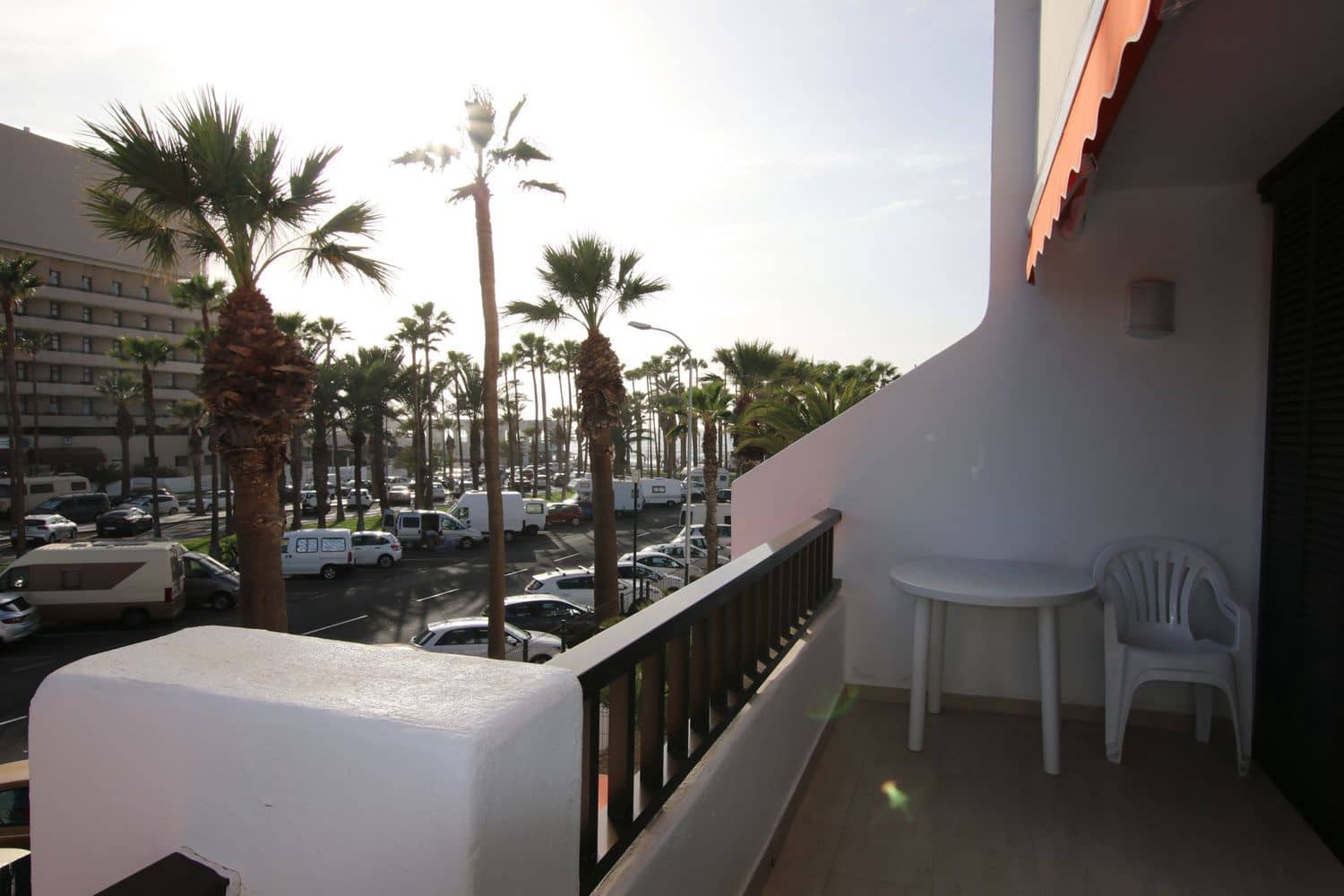 2 bedroom Apartment for rent in Playa de las Americas with pool garage - € 2,700 (Ref: 9371248)