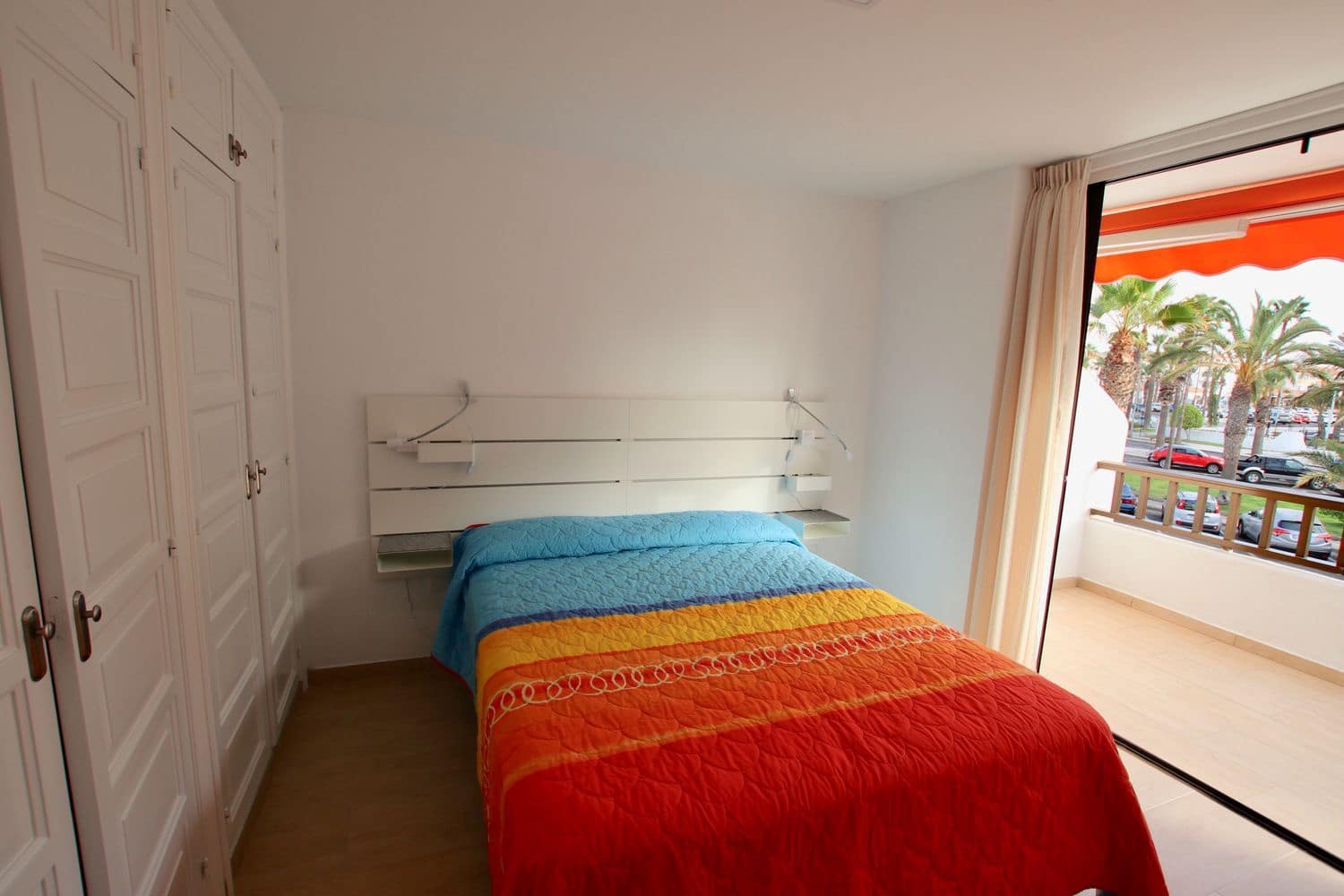 2 bedroom Apartment for rent in Playa de las Americas with pool garage - € 2,700 (Ref: 9371248)