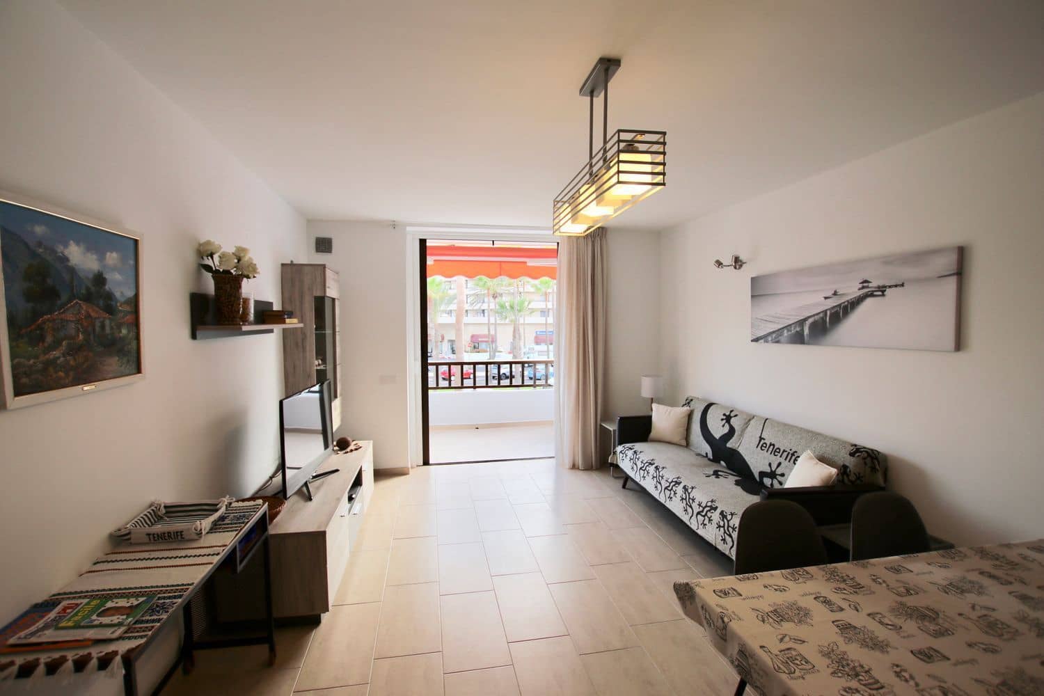 2 bedroom Apartment for rent in Playa de las Americas with pool garage - € 2,700 (Ref: 9371248)