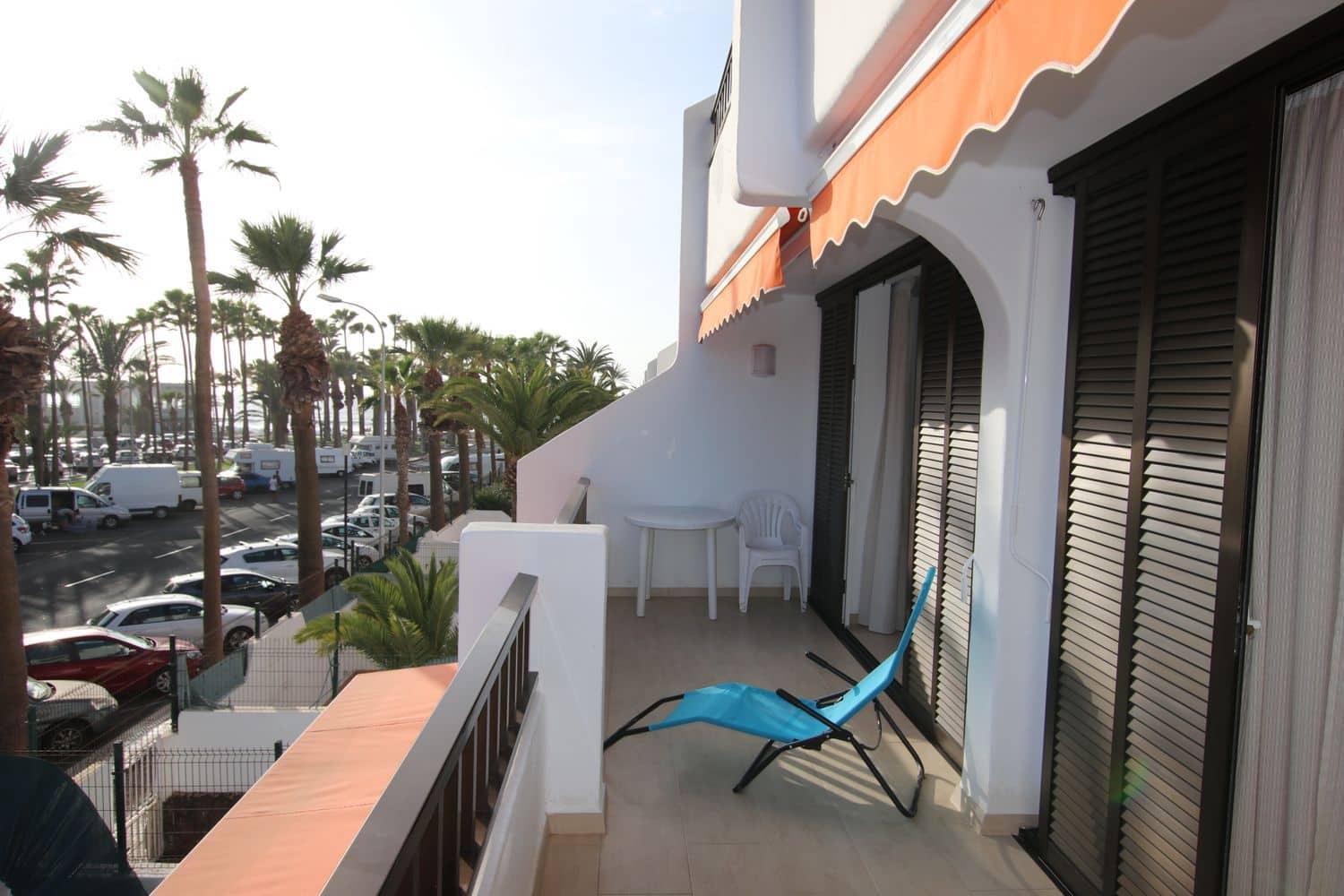 2 bedroom Apartment for rent in Playa de las Americas with pool garage - € 2,700 (Ref: 9371248)