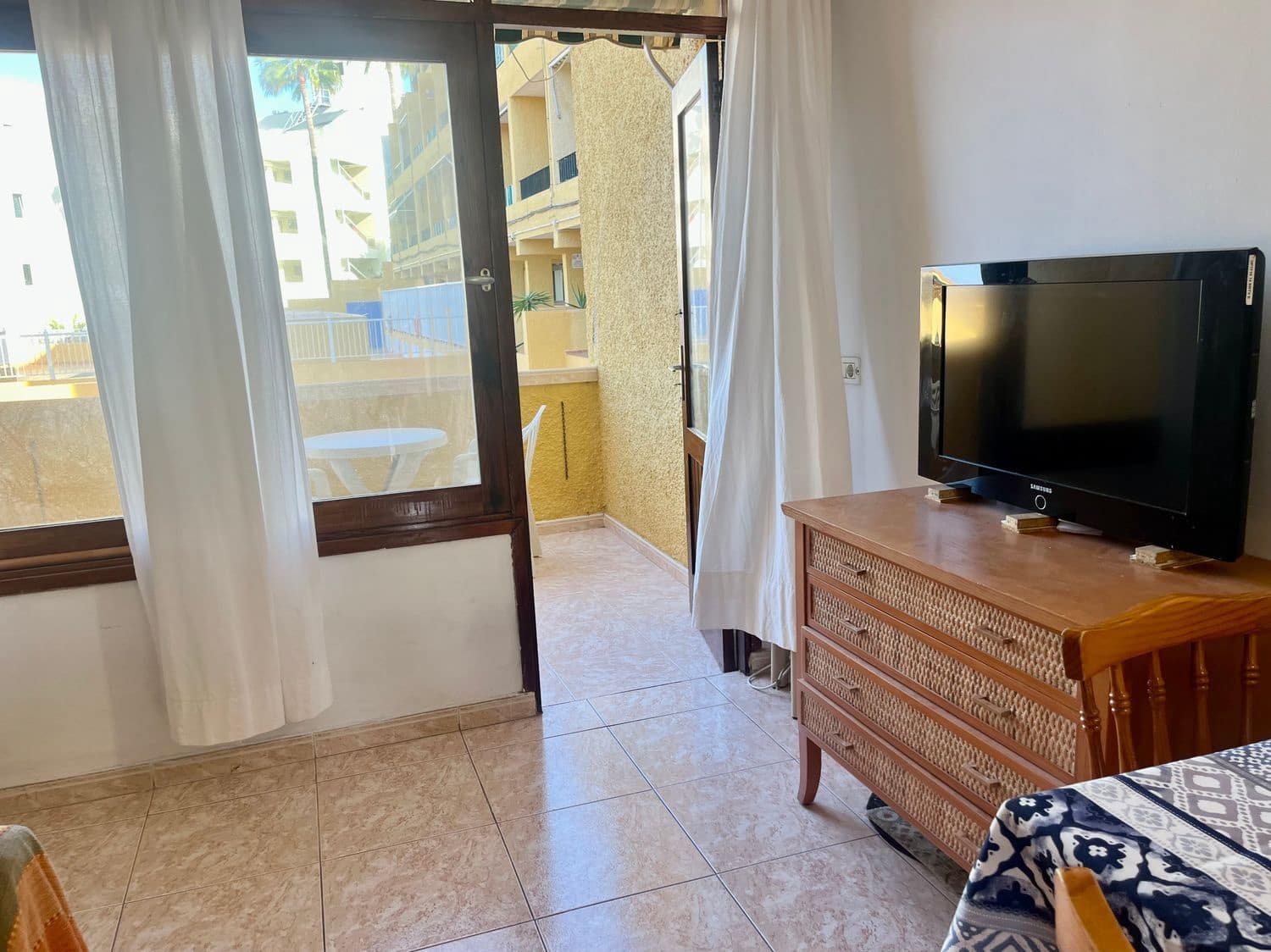 Lejlighed til salg i Puerto Santiago med swimmingpool garage - € 179.000 (Ref: 9371249)