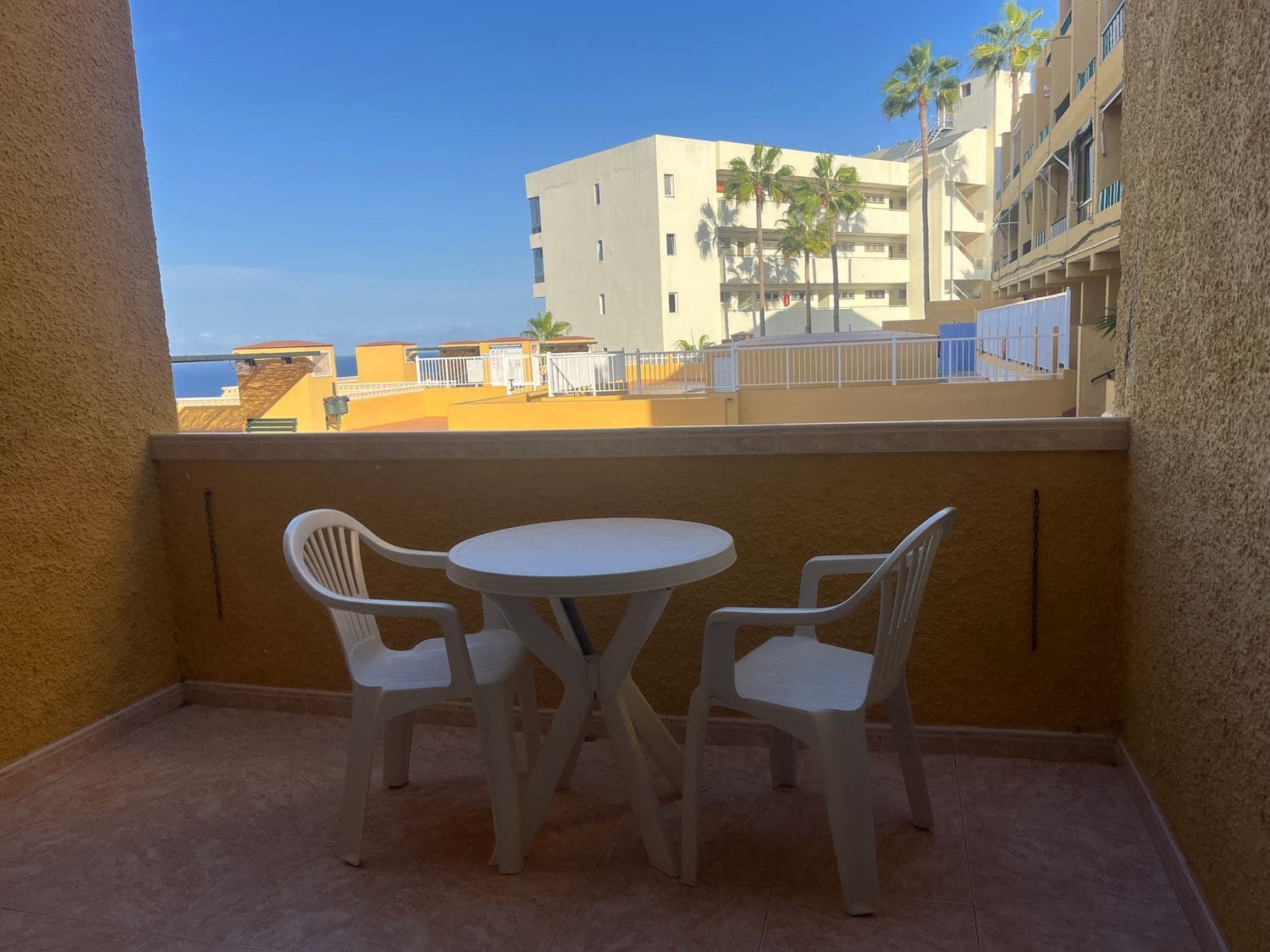 Lejlighed til salg i Puerto Santiago med swimmingpool garage - € 179.000 (Ref: 9371249)