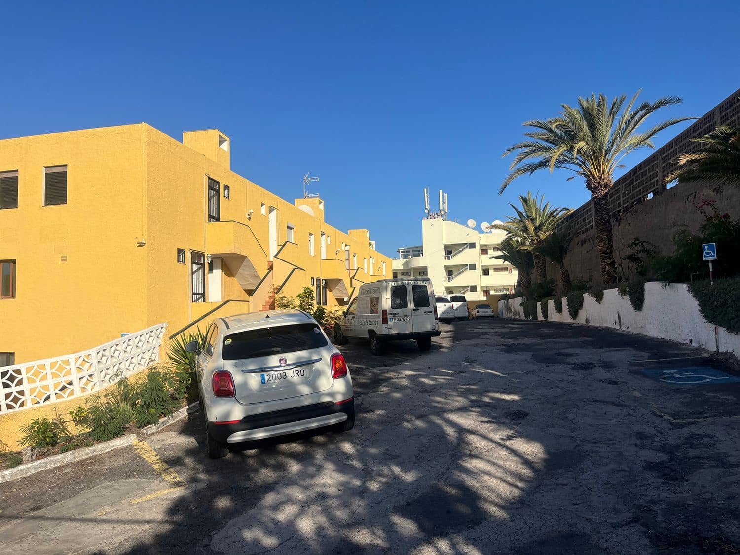 Lejlighed til salg i Puerto Santiago med swimmingpool garage - € 179.000 (Ref: 9371249)