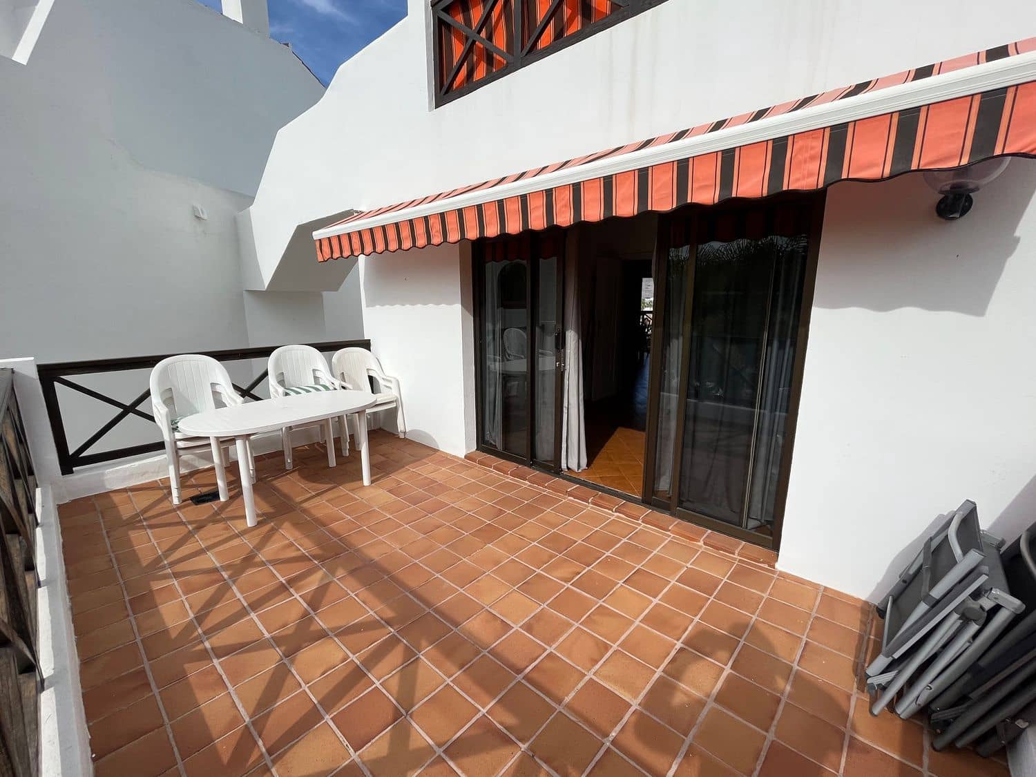 1 soveværelse Lejlighed til leje i Puerto Santiago med garage - € 1.300 (Ref: 9393691)