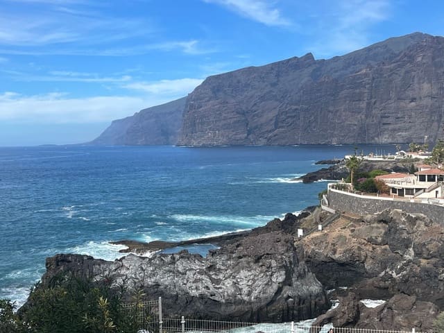 1 bedroom Apartment for rent in Puerto Santiago, Santiago del Teide with garage - € 1,300 (Ref: 9393691)