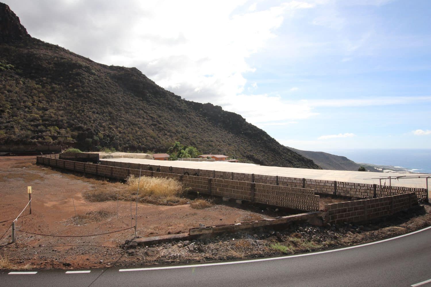 3 bedroom Finca/Country House for sale in Santiago del Teide with garage - € 840,000 (Ref: 9409075)