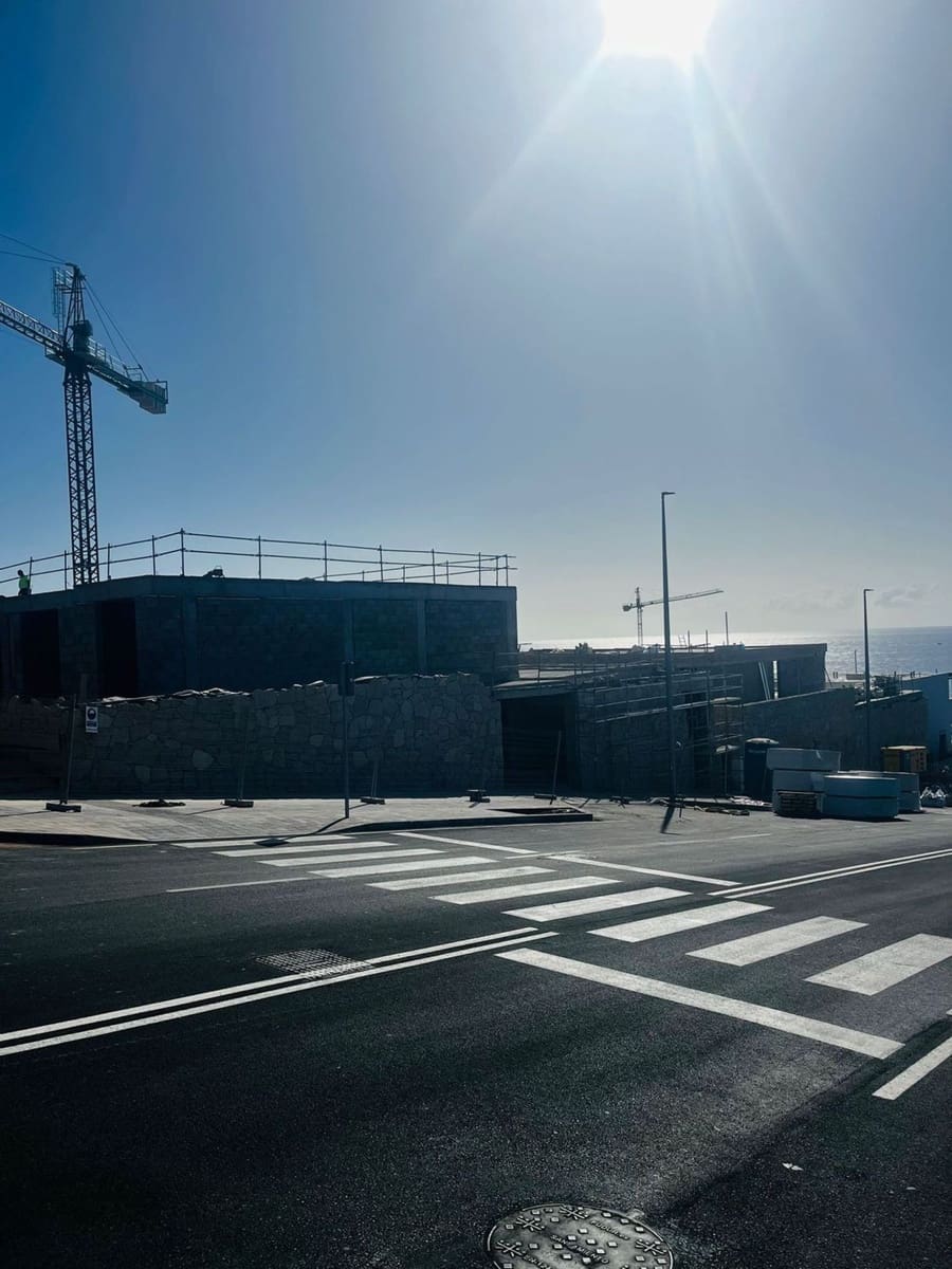 3 bedroom Apartment for sale in Callao Salvaje with pool garage - € 1,525,000 (Ref: 9410614)