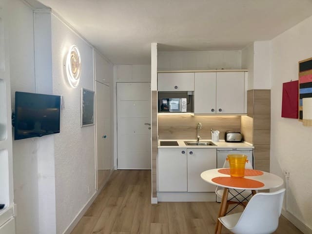 Appartamento in vendita in San Eugenio Bajo, Adeje con piscina garage - 220.000 € (Rif: 9441678)