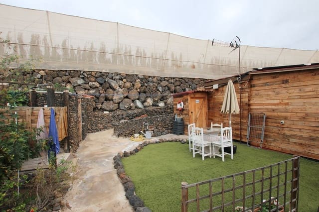 3 soveværelse Finca/Landehus til salg i Chio, Guía de Isora med swimmingpool garage - € 525.000 (Ref: 9445655)