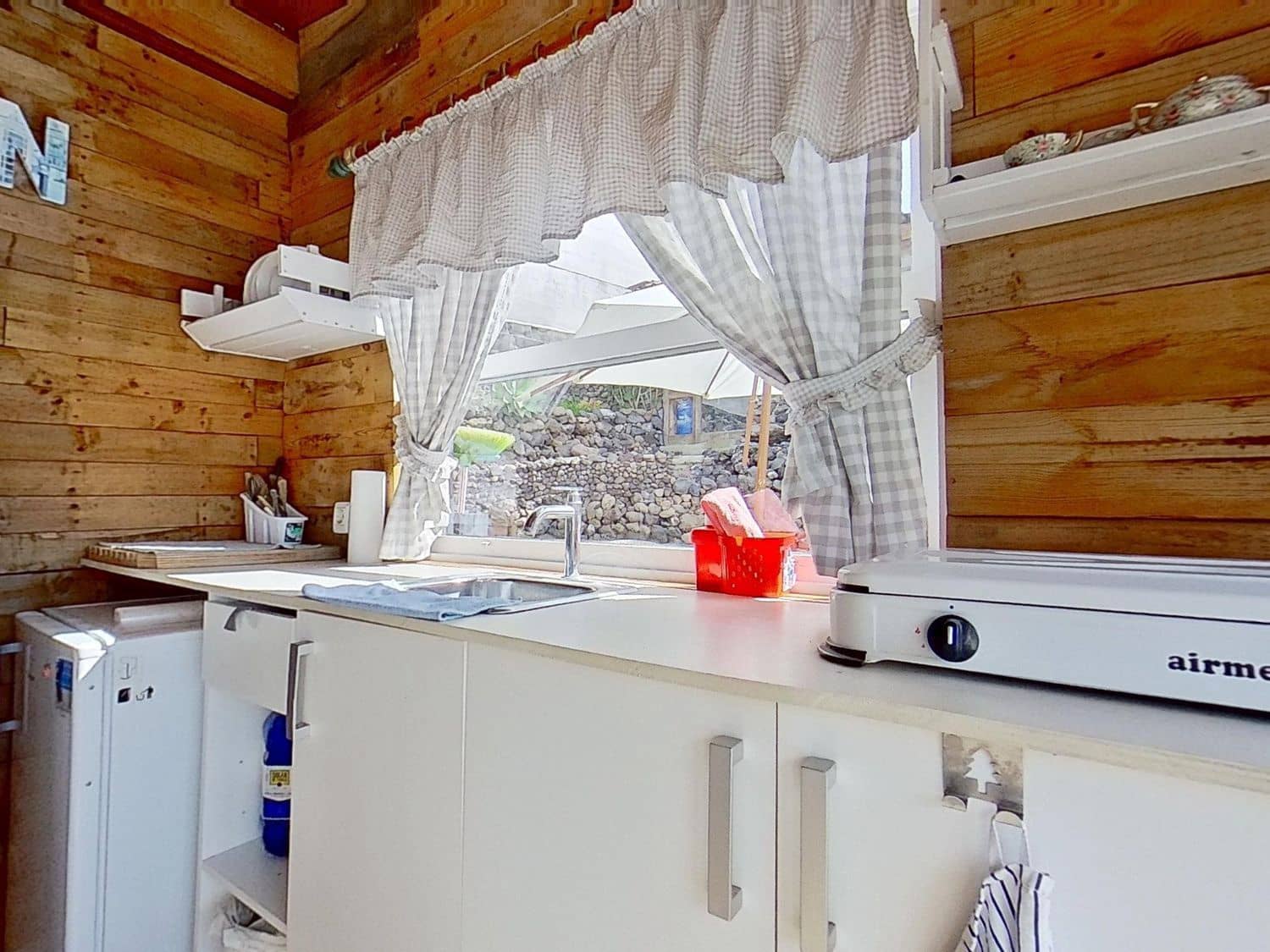 3 quarto Quinta/Casa Rural para venda em Guia de Isora com piscina garagem - 525 000 € (Ref: 9445655)