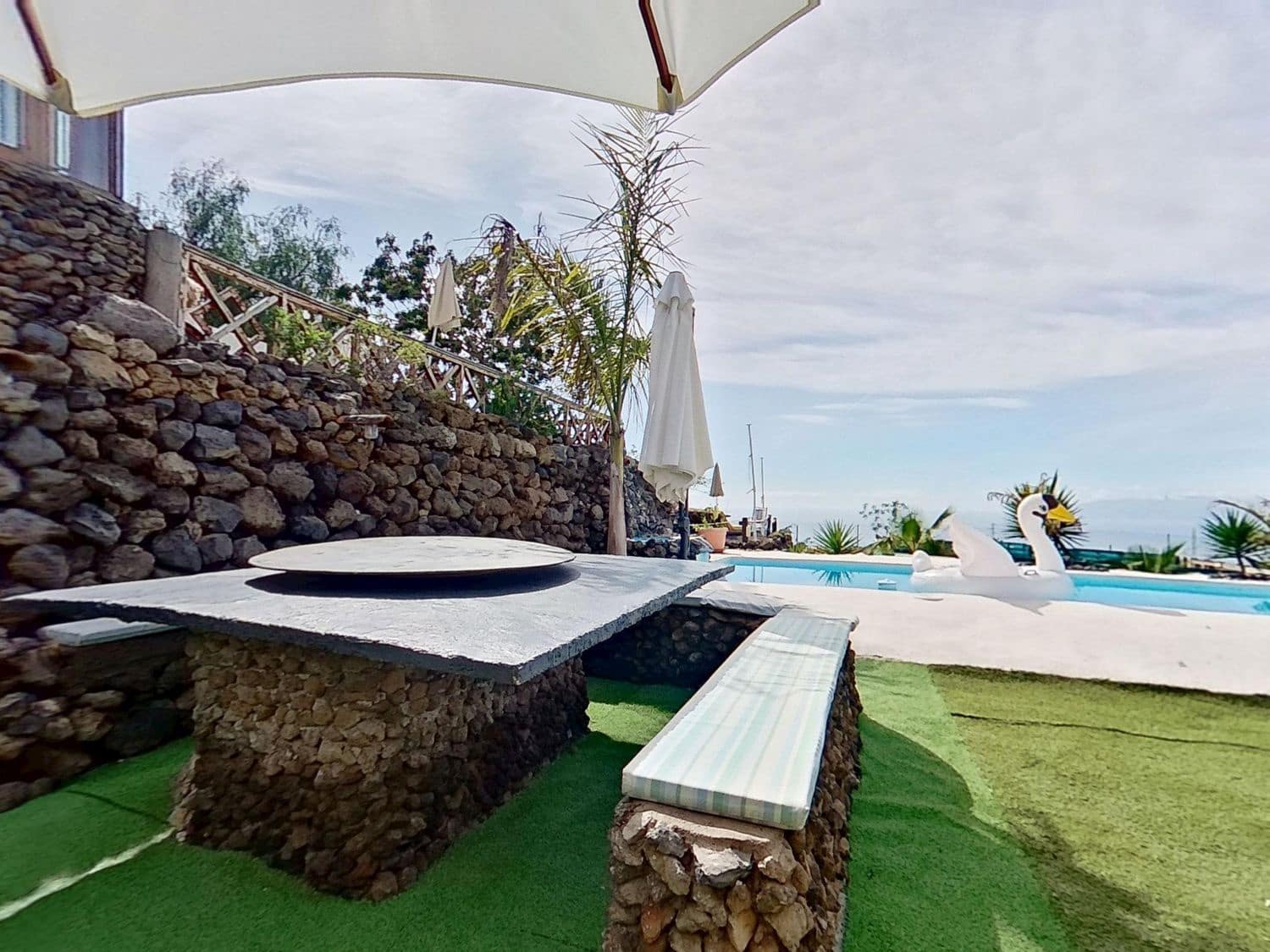 3 quarto Quinta/Casa Rural para venda em Guia de Isora com piscina garagem - 525 000 € (Ref: 9445655)