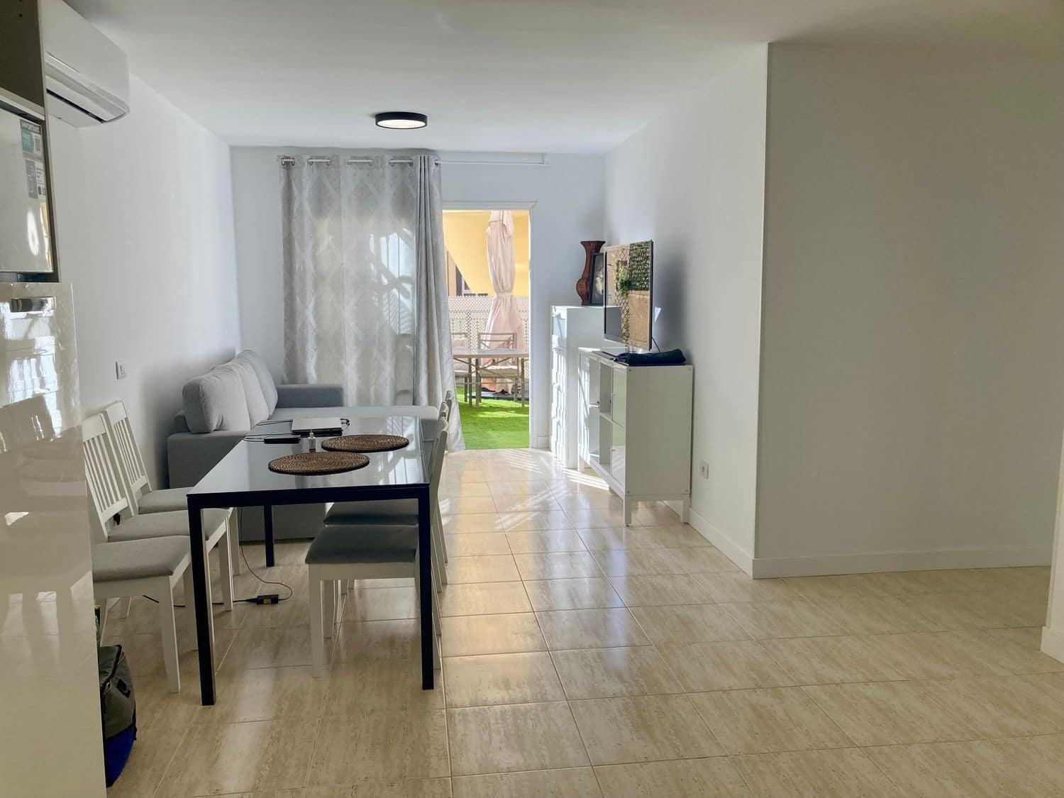 3 sypialnia Apartament na sprzedaż w Callao Salvaje z basenem garażem - 399 000 € (Ref: 9496710)