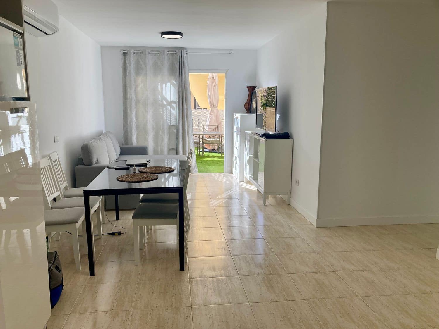 3 sypialnia Apartament na sprzedaż w Callao Salvaje z basenem garażem - 399 000 € (Ref: 9496710)