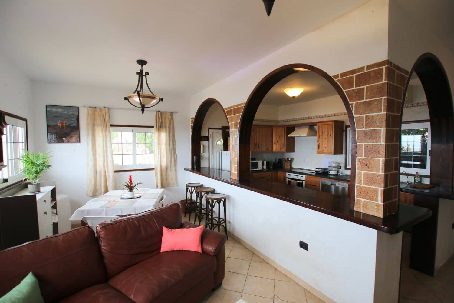 4 sovrum Finca/Hus på landet till salu i Guia de Isora med pool garage - 590 000 € (Ref: 9498085)