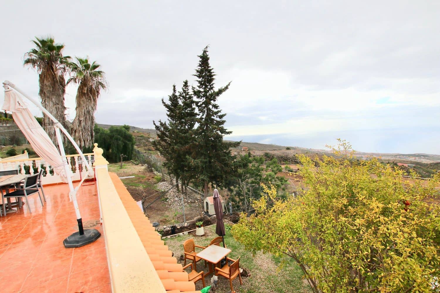 4 sovrum Finca/Hus på landet till salu i Guia de Isora med pool garage - 590 000 € (Ref: 9498085)