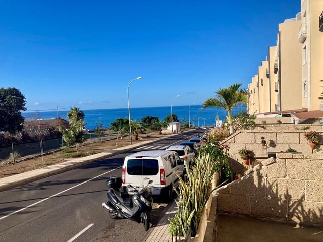 Apartamento de 2 habitaciones en Callao Salvaje, Adeje en venta con piscina garaje - 359.000 € (Ref: 9498086)