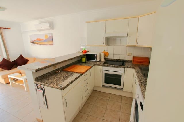 1 sypialnia Apartament na sprzedaż w Puerto Santiago, Santiago del Teide z basenem garażem - 229 000 € (Ref: 9508398)