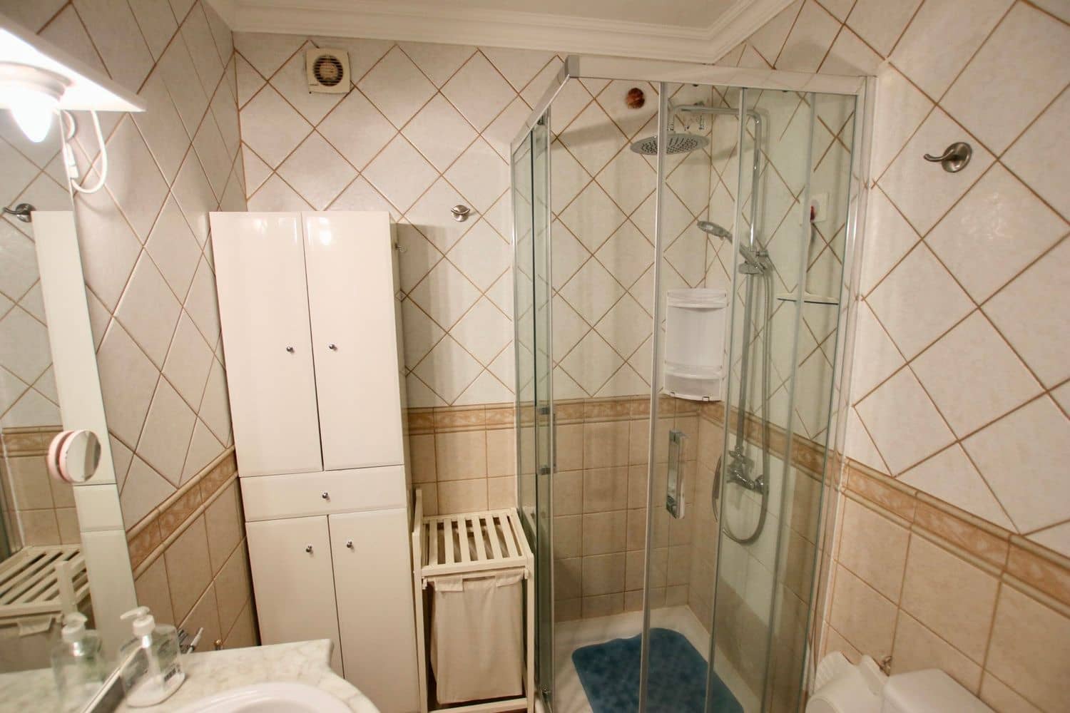 1 sypialnia Apartament na sprzedaż w Puerto Santiago z basenem garażem - 229 000 € (Ref: 9508398)