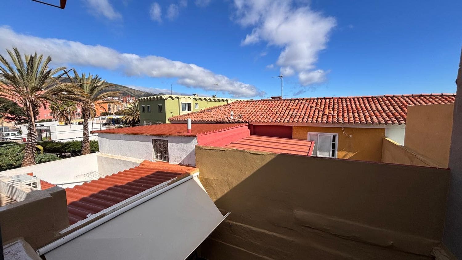 2 soveværelse Byhus til salg i Santa Cruz de Tenerife med garage - € 180.000 (Ref: 9525923)