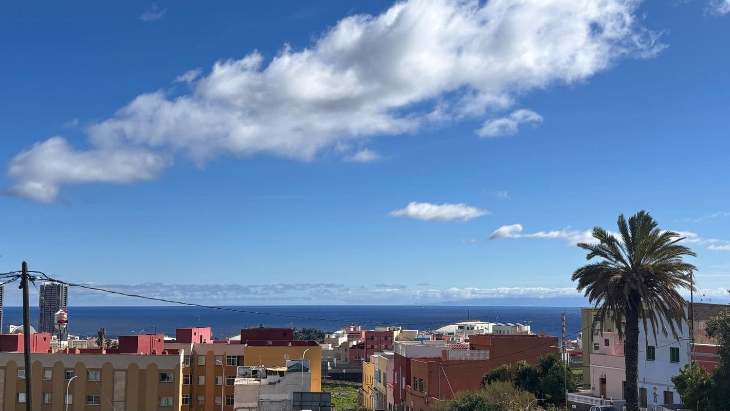 2 soveværelse Byhus til salg i Santa Cruz de Tenerife med garage - € 180.000 (Ref: 9525923)