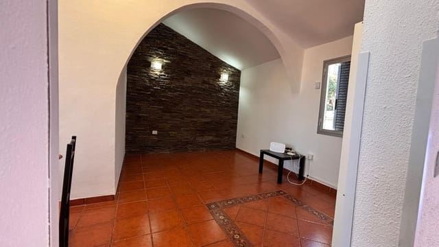 2 soveværelse Byhus til salg i Somosierra, Santa Cruz de Tenerife med garage - € 180.000 (Ref: 9525923)