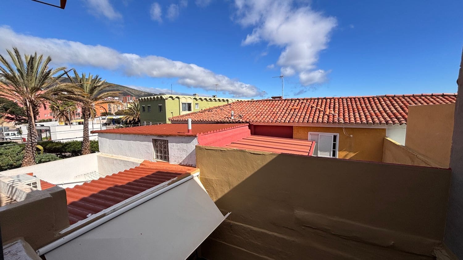2 soveværelse Byhus til salg i Santa Cruz de Tenerife med garage - € 180.000 (Ref: 9525923)