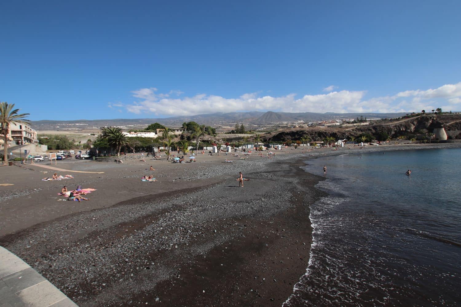 Commercieel te huur in Playa San Juan - € 1.300 (Ref: 9618978)