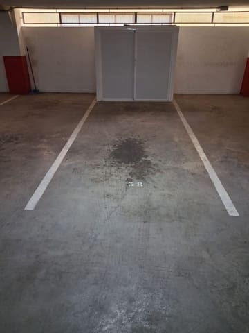 Garagem para venda em Los Cristianos, Arona - 58 000 € (Ref: 9685924)