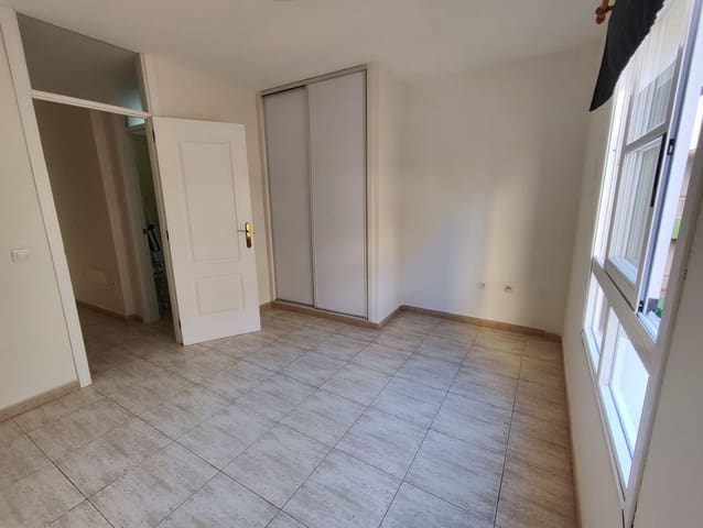 2 soverom Leilighet til salgs i Callao Salvaje, Adeje med svømmebasseng garasje - € 270 000 (Ref: 9735029)