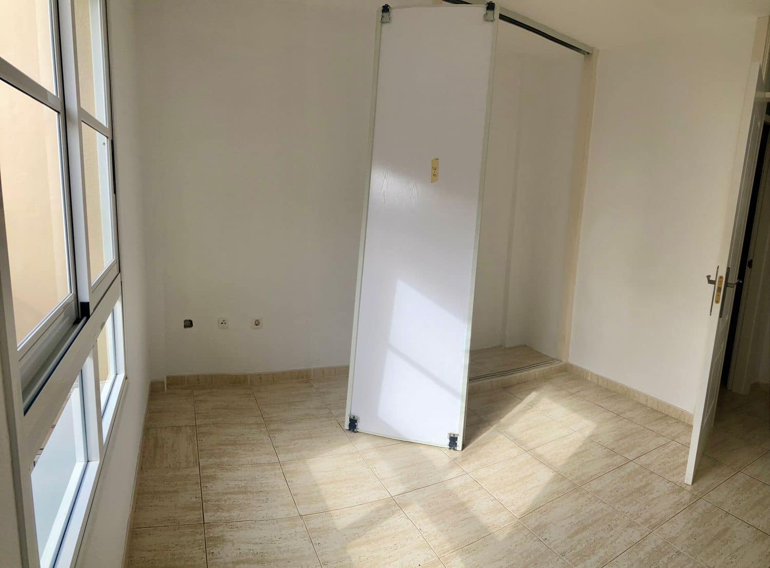 2 makuuhuone Huoneisto myytävänä paikassa Callao Salvaje mukana uima-altaan 
autotalli - 388 500 € (Ref: 9735030)