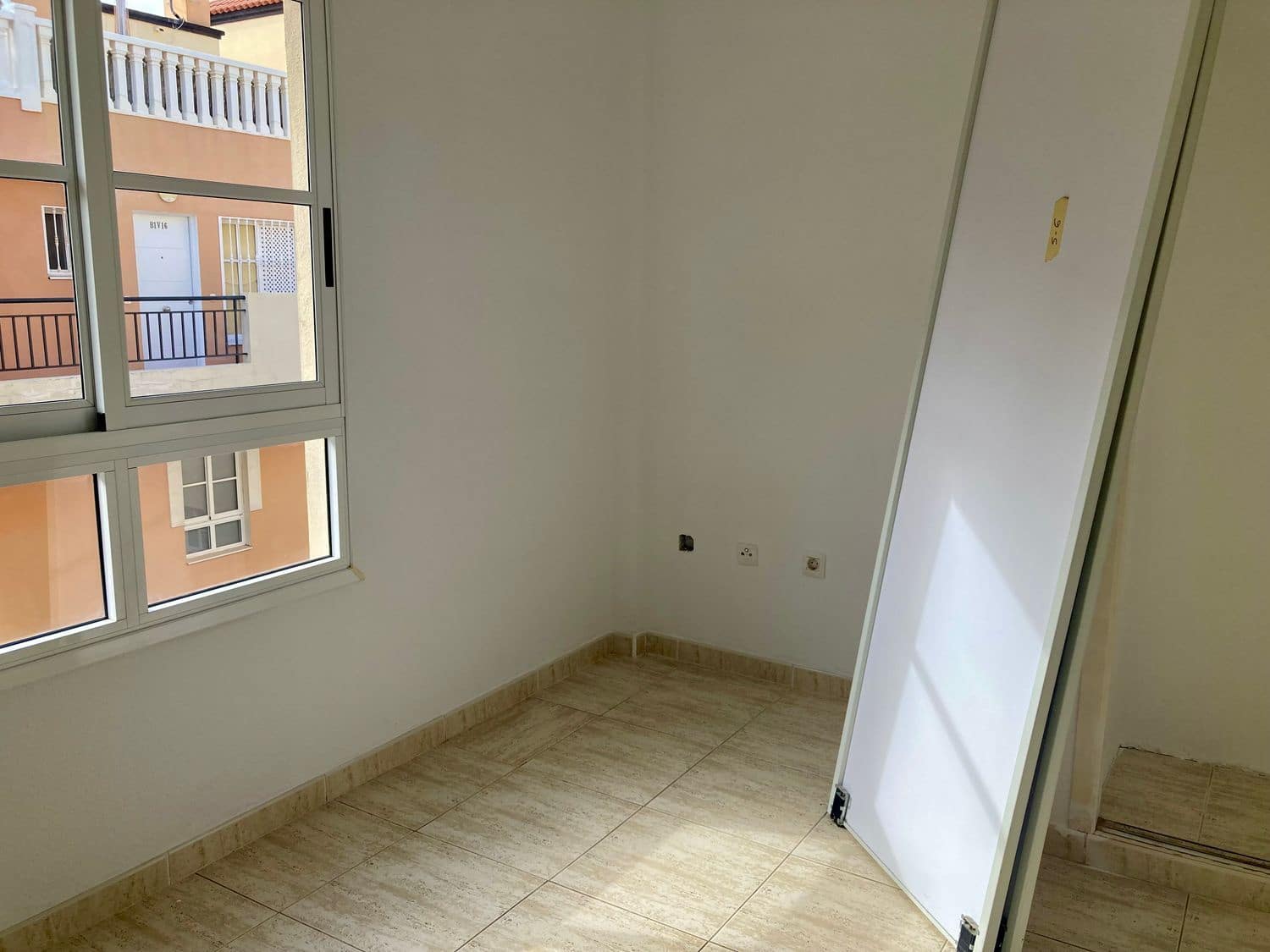 2 makuuhuone Huoneisto myytävänä paikassa Callao Salvaje mukana uima-altaan 
autotalli - 388 500 € (Ref: 9735030)