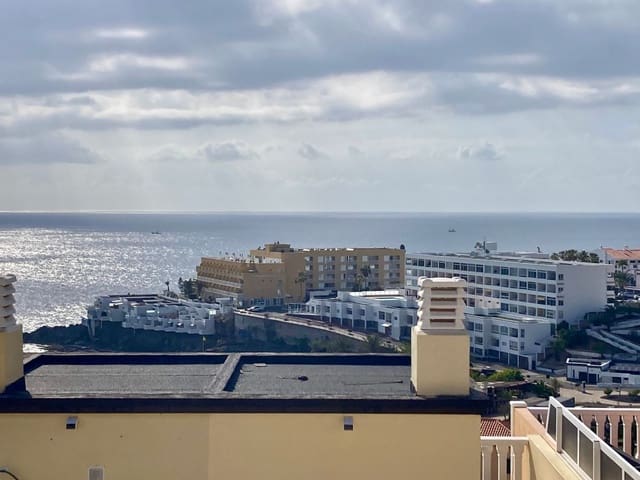 2 makuuhuone Huoneisto myytävänä paikassa Callao Salvaje, Adeje mukana uima-altaan 
autotalli - 388 500 € (Ref: 9735030)