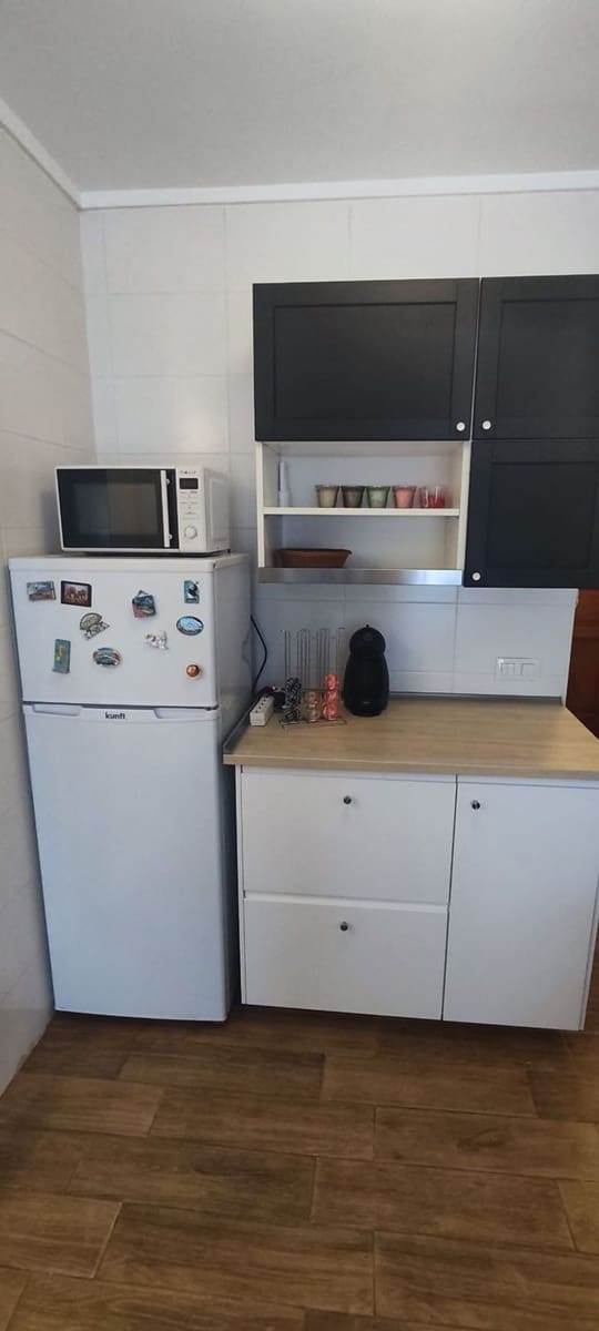 Appartement de 3 chambres à louer à Puerto Santiago avec garage - 1 250 € (Ref: 9788087)